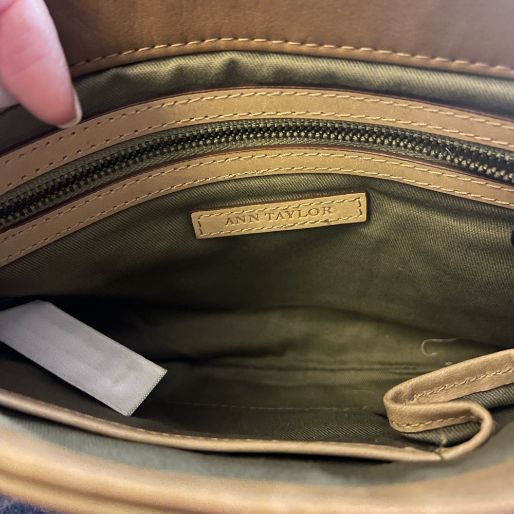 Belted Soft Tan Leather Envelope Clutch by Ann Taylor Supple Timeless Neutral - Picture 4 of 4